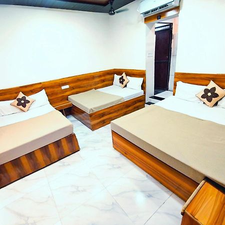 Hotel Om Palace Near Mahakal Mandir اوجاين المظهر الخارجي الصورة